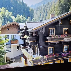 Nocleg ze śniadaniem Ledererguetl - Jokercard & Parkplatz Inkl, Saalbach-Hinterglemm